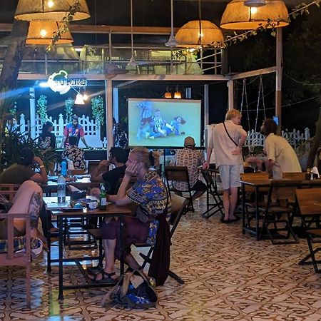 Kaabo Hostel วากาตอร์ ภายนอก รูปภาพ