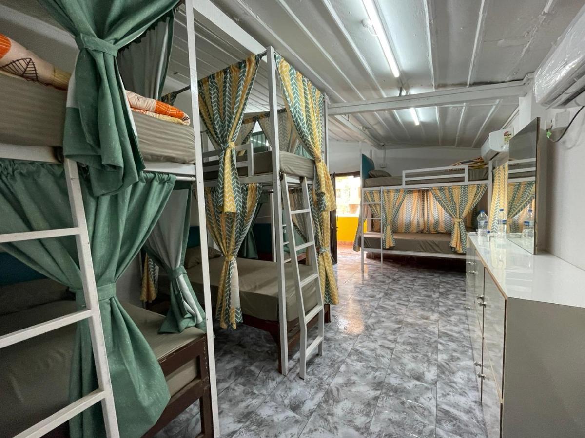 Kaabo Hostel วากาตอร์ ภายนอก รูปภาพ