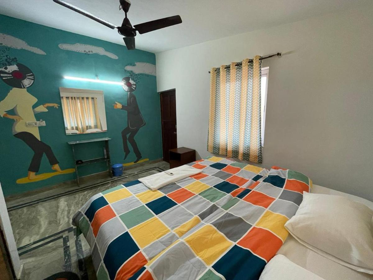 Kaabo Hostel วากาตอร์ ภายนอก รูปภาพ