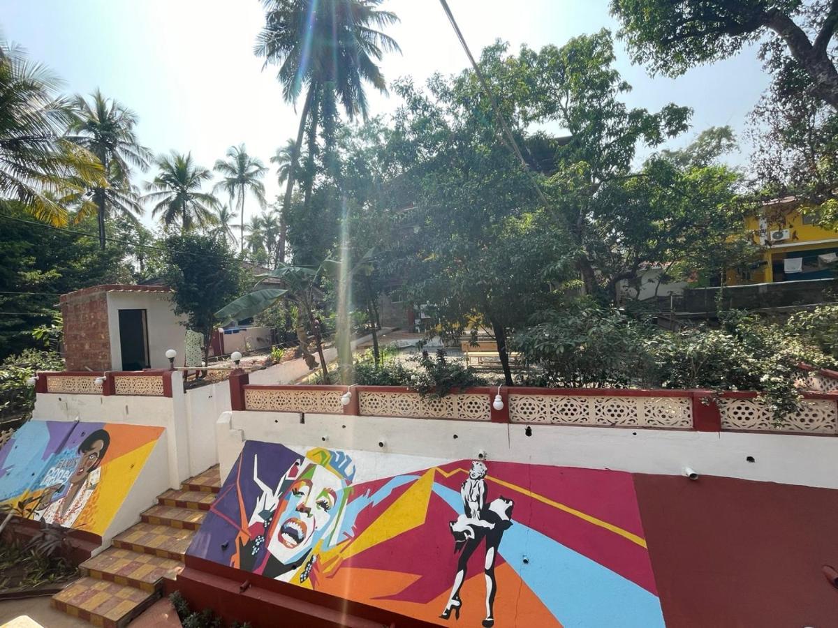 Kaabo Hostel วากาตอร์ ภายนอก รูปภาพ