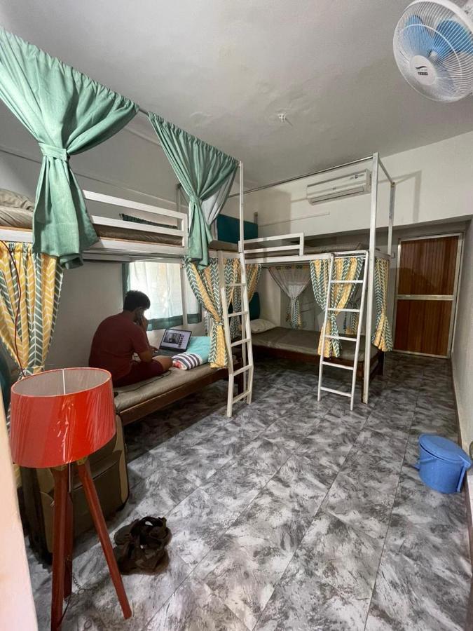 Kaabo Hostel วากาตอร์ ภายนอก รูปภาพ