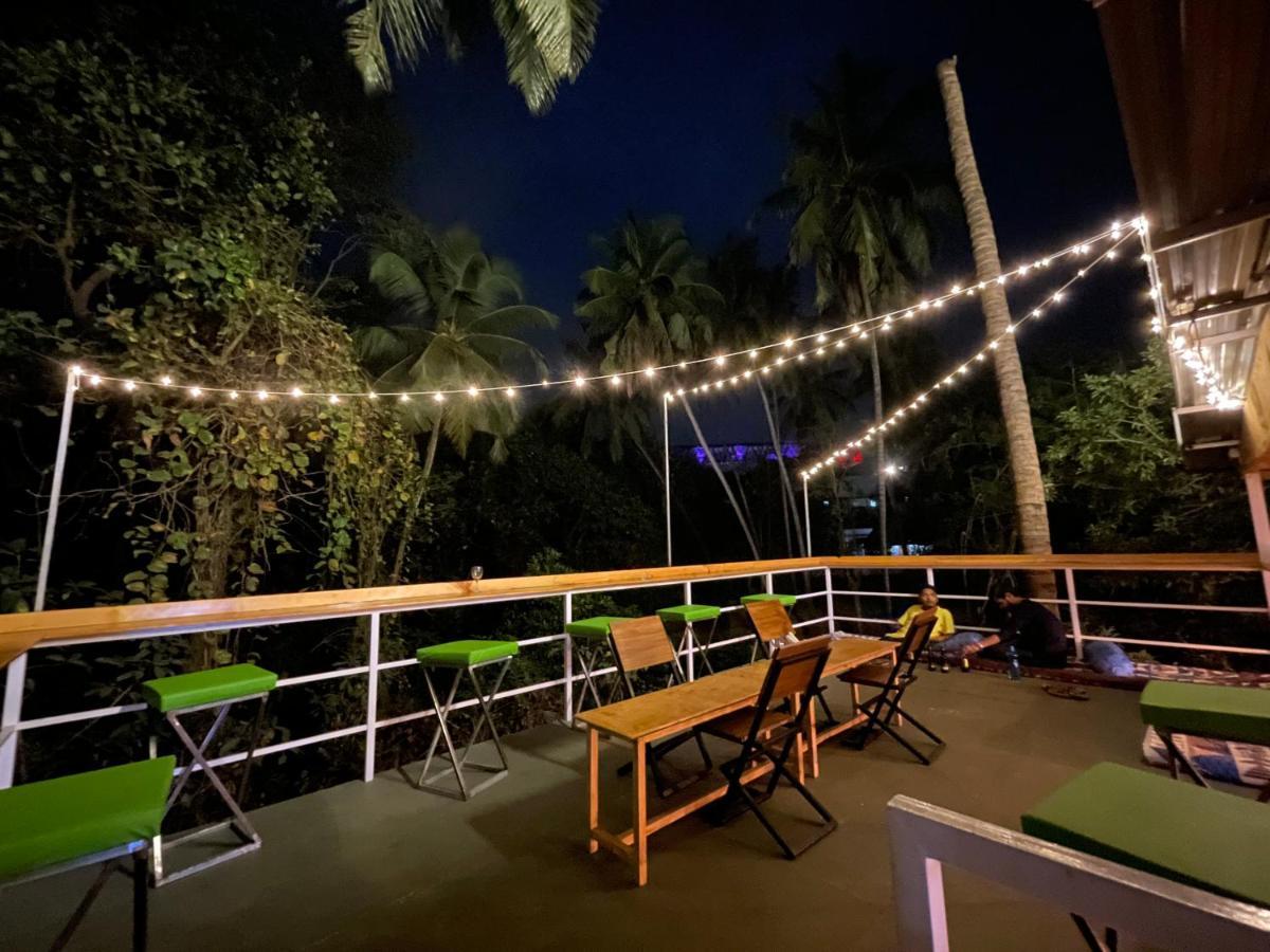 Kaabo Hostel วากาตอร์ ภายนอก รูปภาพ