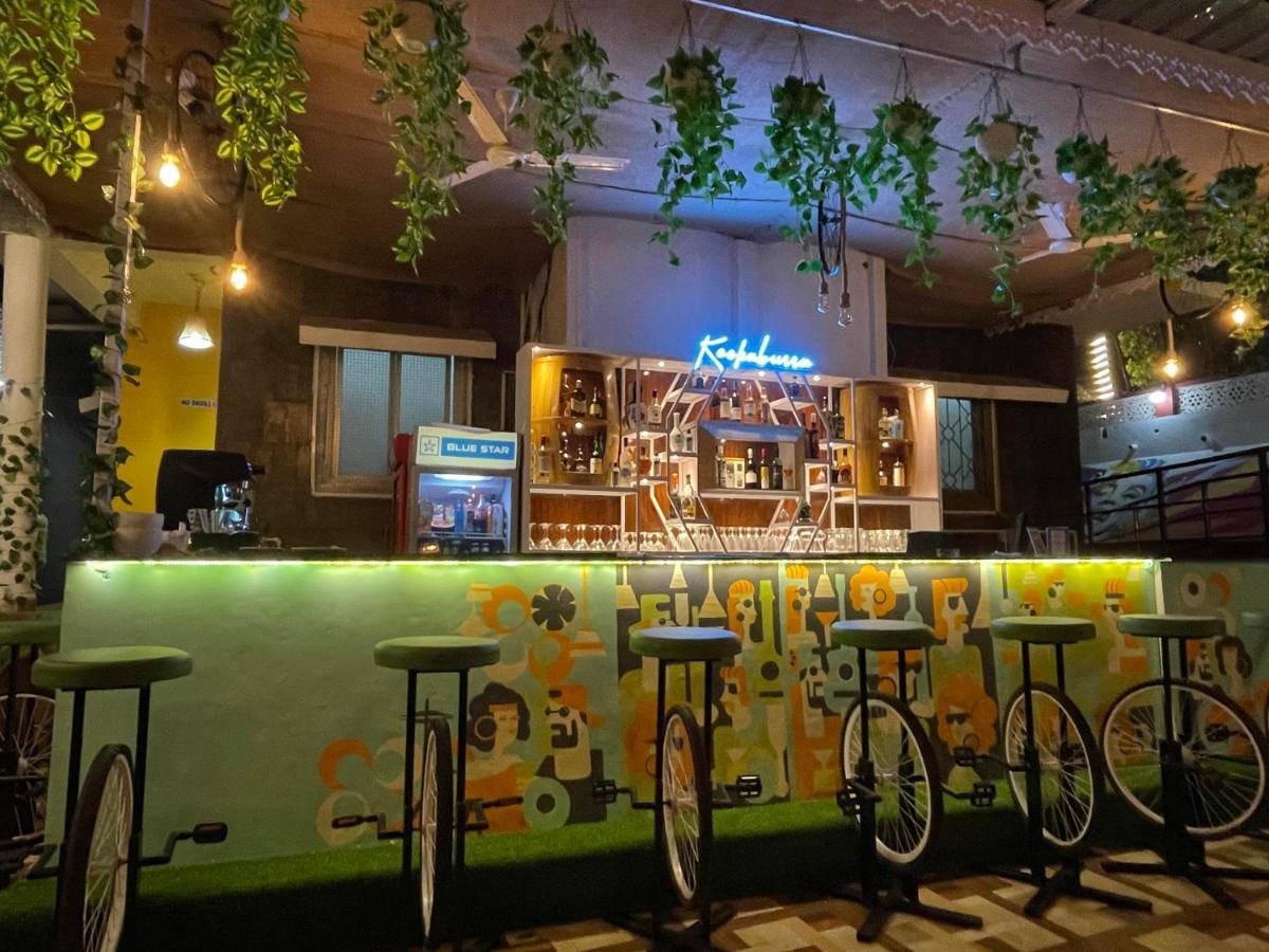 Kaabo Hostel วากาตอร์ ภายนอก รูปภาพ
