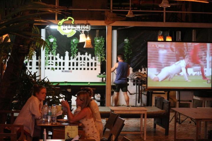 Kaabo Hostel วากาตอร์ ภายนอก รูปภาพ