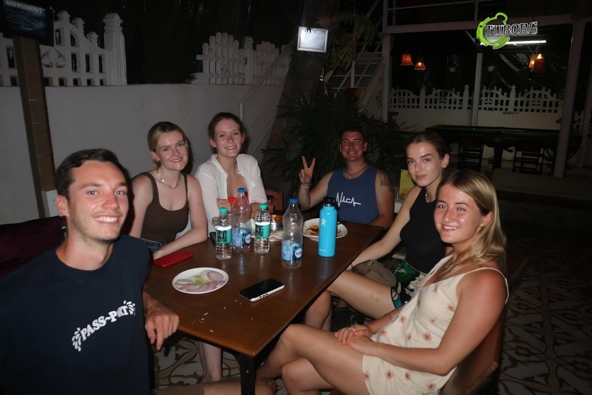Kaabo Hostel วากาตอร์ ภายนอก รูปภาพ